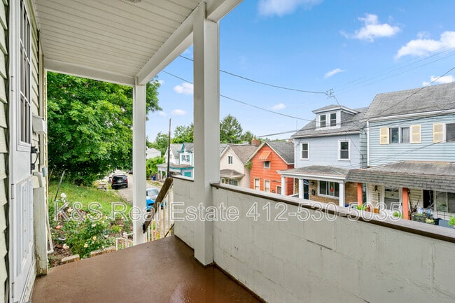 Photo - 2721 Berg St