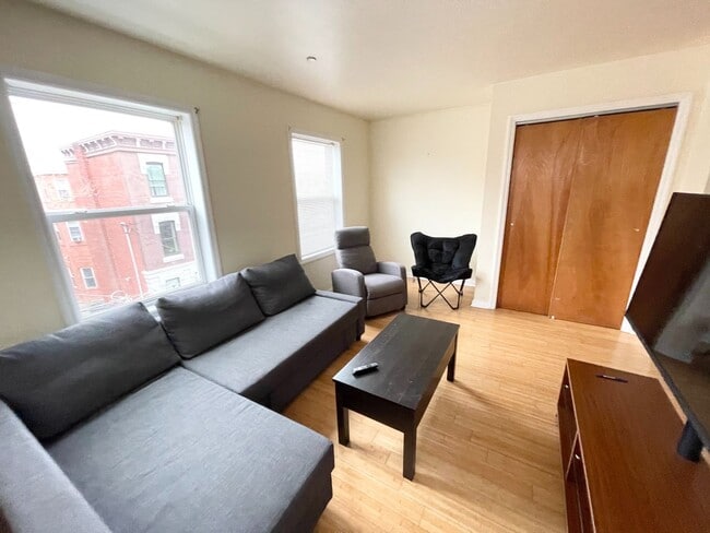 Photo - 1526 N 17th St Unidad 3
