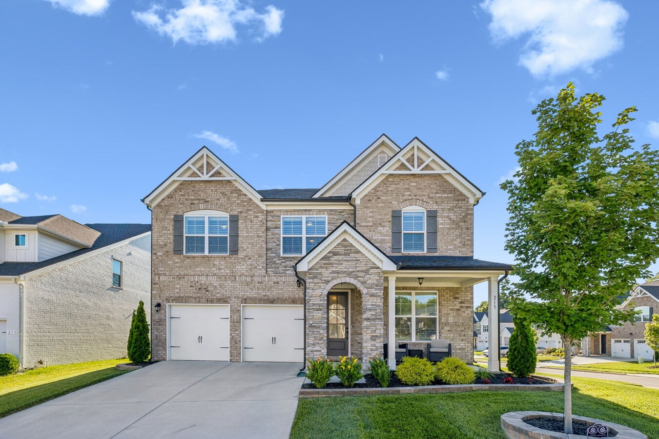 Photo - 215 Heartland Dr