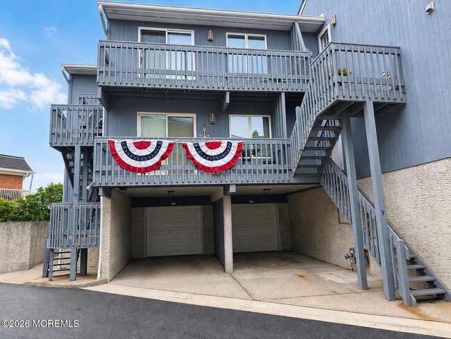 Building Photo - 111 2nd Ave Unit 10A