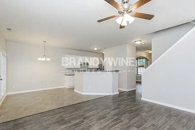 Photo - 3825 Fircrest Dr