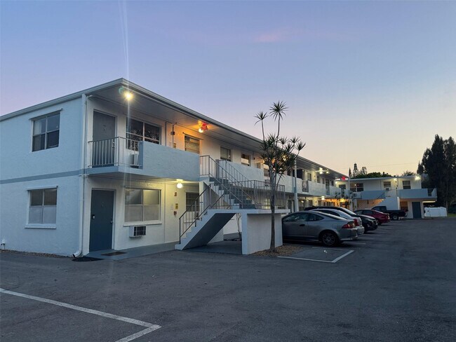 Photo - 3211 SW 44th St Unit 217