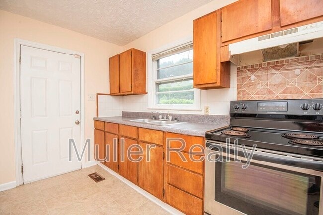 Photo - 3821 Selma Ave