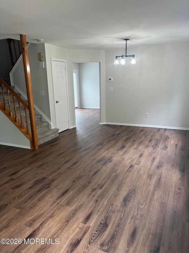 Photo - 157 Malibu Dr