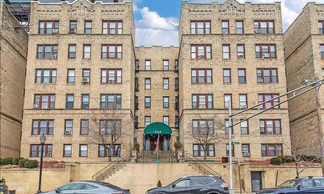Photo - 3315 Pleasant Ave Condo Unit 1.0