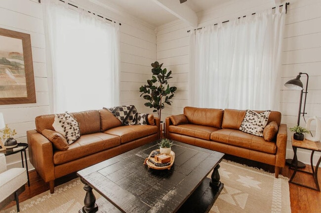 Photo - 3728 Homan Ave Unidad ID1352453P