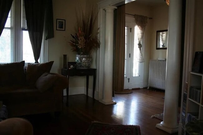 Photo - 2218 Eureka Ter