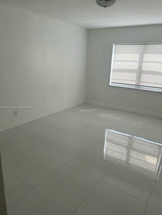 Photo - 3048 Sunrise Lakes Dr E Unit 411