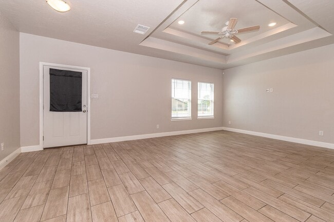 Photo - 2505 Carver St