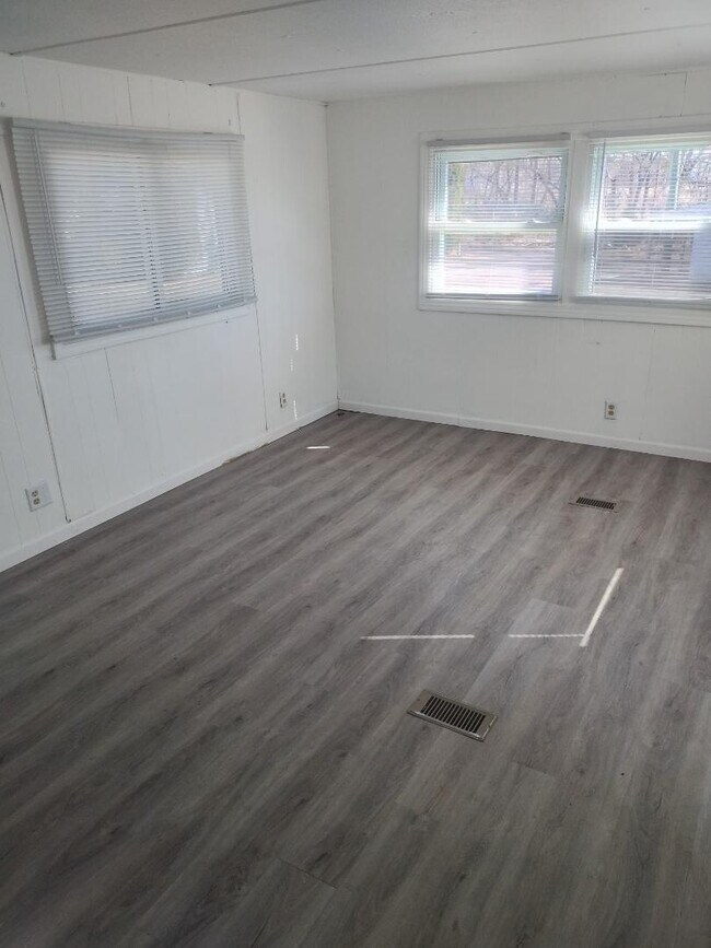 Photo - 11285 E Pleasant Lake Rd