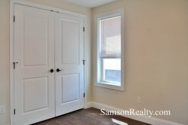 Photo - 29 E Transit St Unit 1