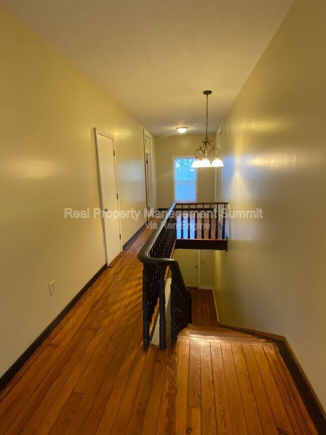 Photo - 817 Grayson Ave