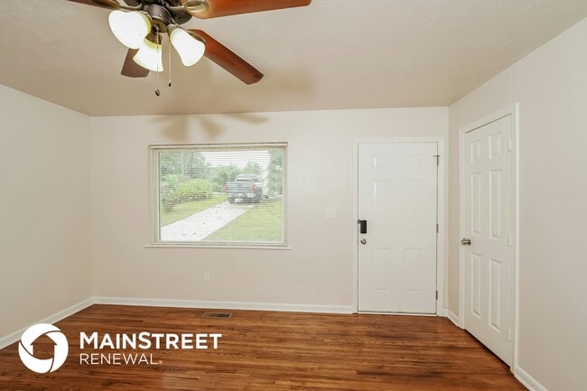 Photo - 7509 Faye St