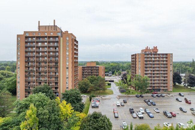 Photo - Adelaide Towers I - III