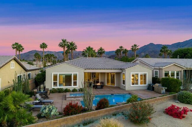 81290 Barrel Cactus Rd