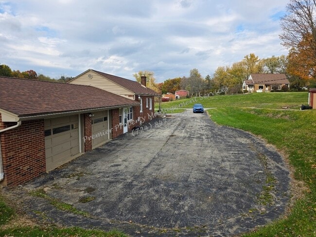 Photo - 2361 Darlington Rd