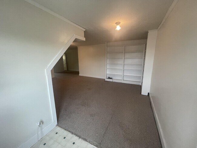 Photo - 420 S Fess Ave