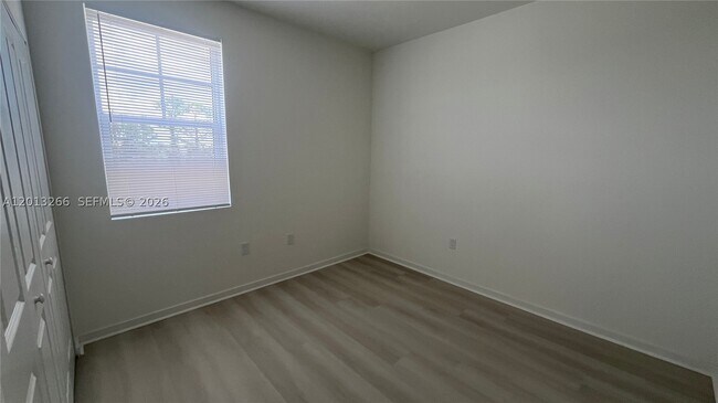 5579 Millennia Park Dr Unit 318