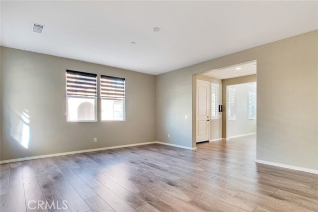 4959 Camarillo Ln