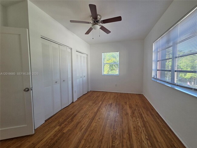 Photo - 781 SW 11th St Unit 3