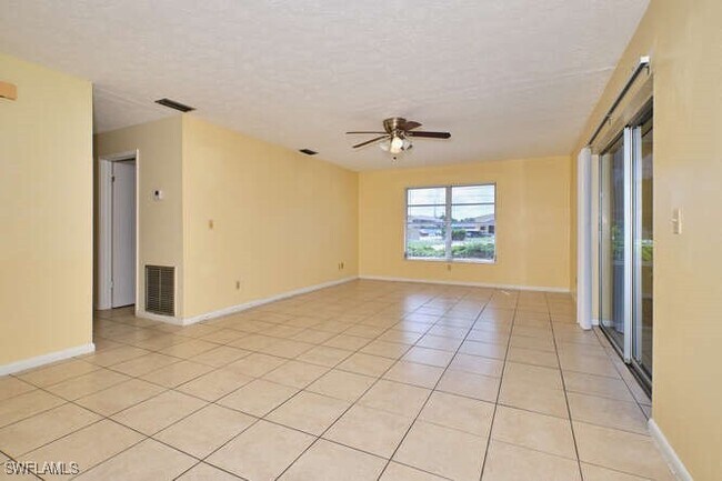 Photo - 4104 SE 12th Pl