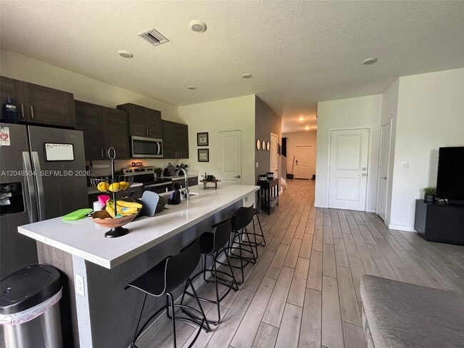 Photo - 830 SE 19th St