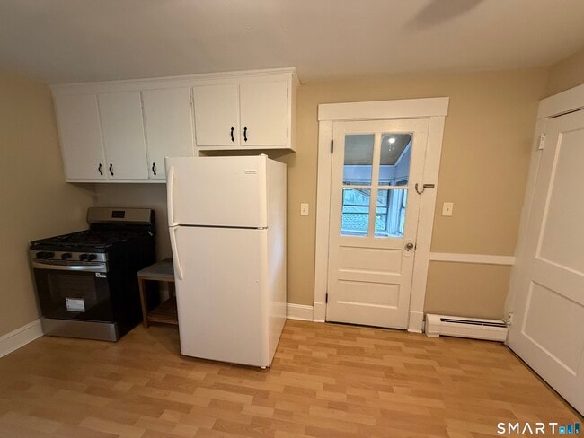 Photo - 285 Hillside Ave