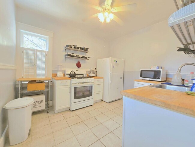 Photo - 1201 Woodward Ave