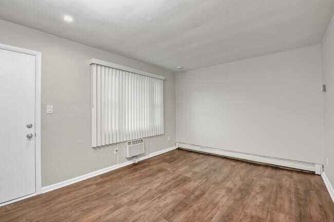 Building Photo - 19070 Lorain Rd