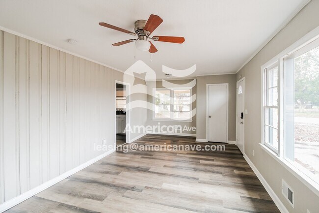 Photo - 101 Briardale Ave