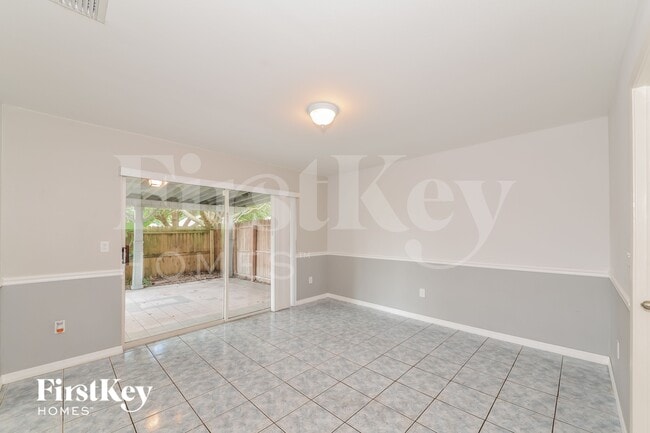 Photo - 316 Crayford Pl