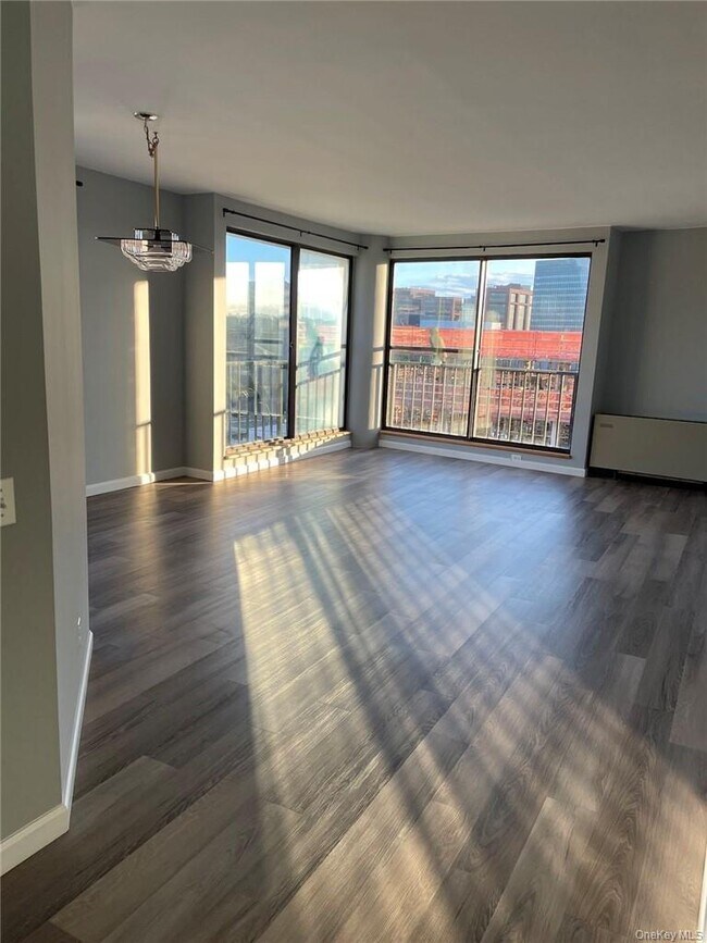 Photo - 10 Cottage Pl Unit 9F