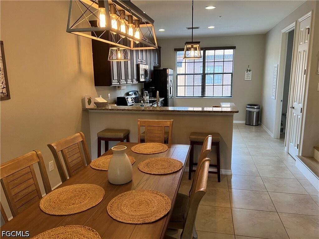 Photo - 11875 Izarra Way