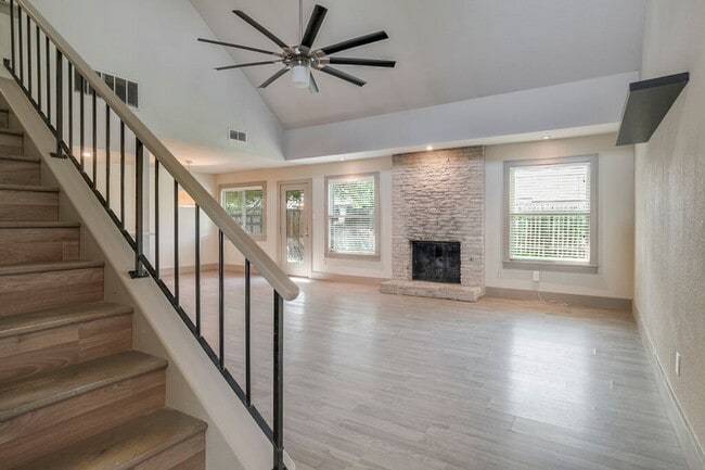 Photo - 8304 Furness Dr