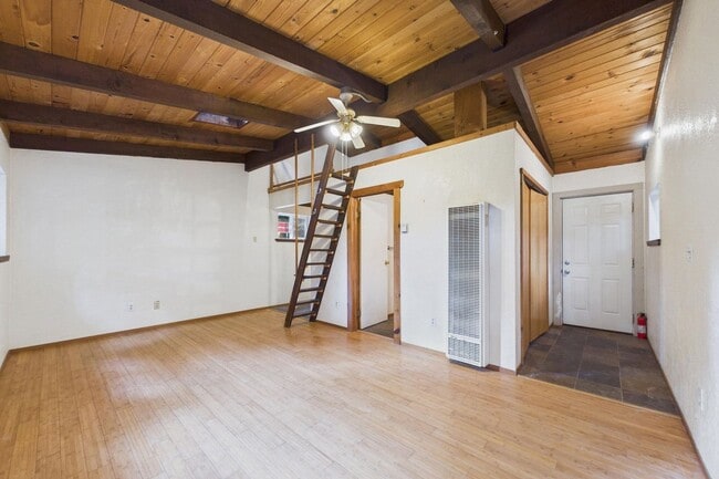 Photo - 2910 Greenbriar Ln Unit B