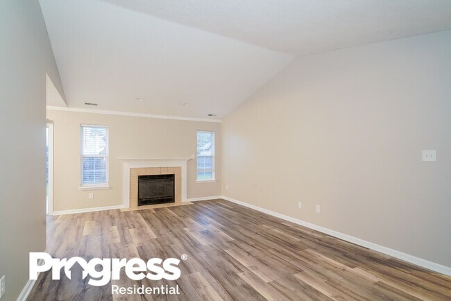 Photo - 1006 Honeysuckle Ct