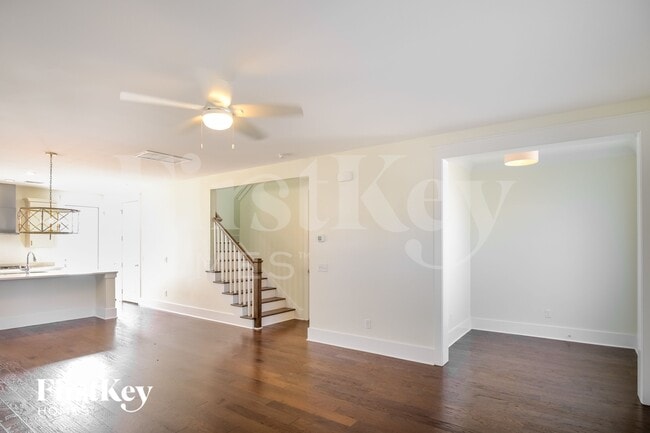 Photo - 106 Starling St