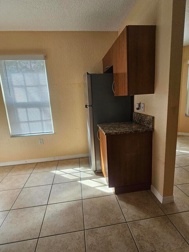 Photo - 150 SW Peacock Blvd Unit 103