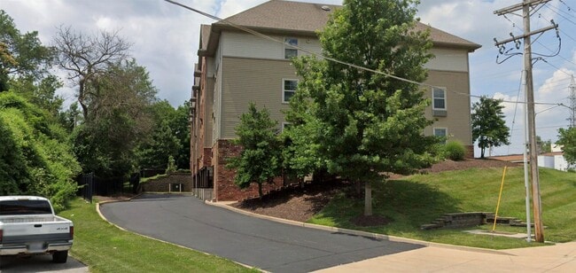 Photo - 7550 Page Ave