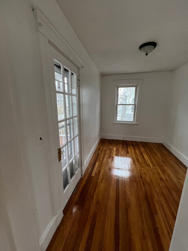 Photo - 717 Belmont St Unit 717