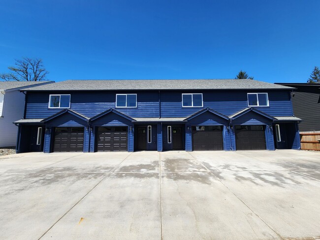 Building Photo - Brand New 4-Plex in Winlock Rental