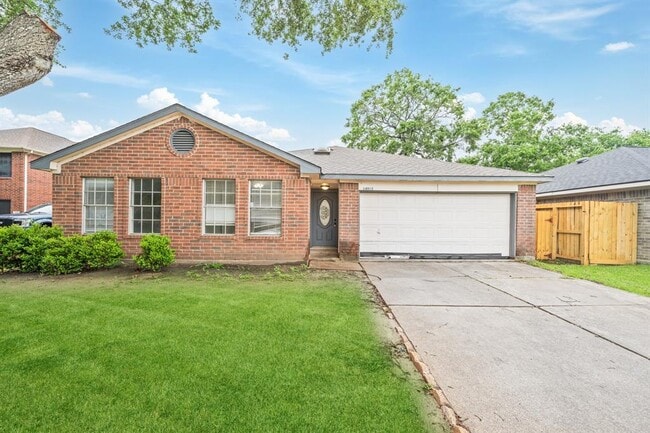 Photo - 14915 Dunster Ln House