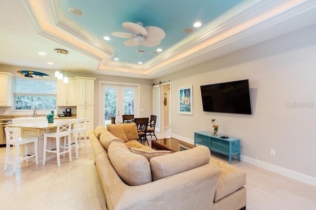 Photo - 1637 Namatka Ave