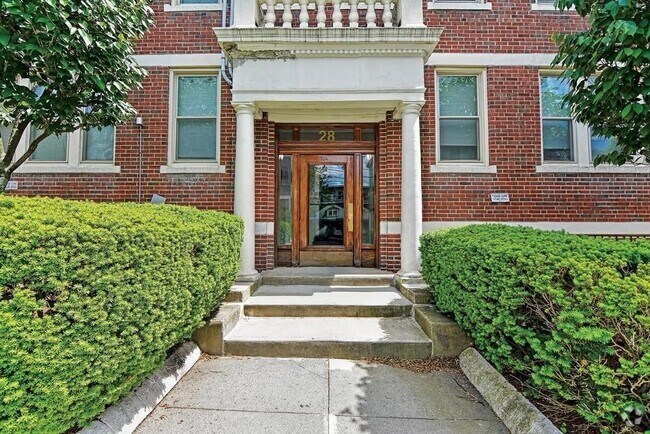 Building Photo - 28 Ransom Rd Unit 12A Rental