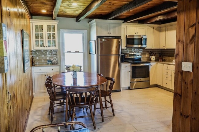 20 Overlook Knoll Rd