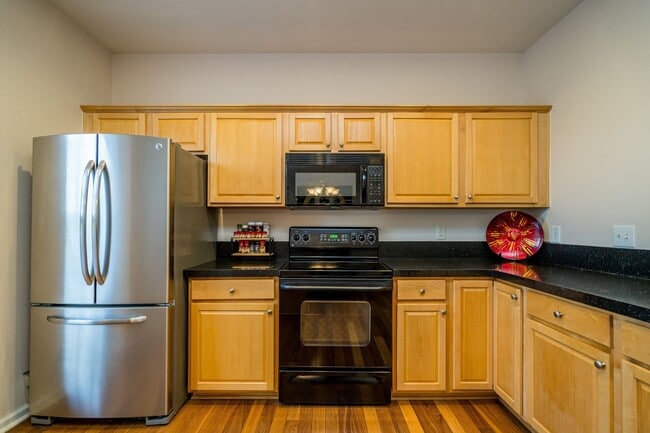 Photo - 128 Ruby Walk Dr