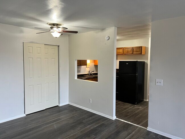 2 bedroom 1.5 bath