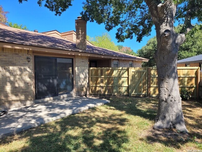 Photo - 11843 Burning Bnd St