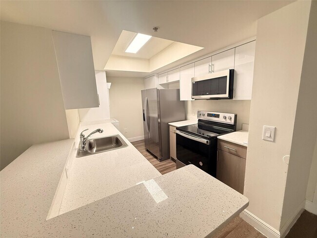 Photo - 18335 NW 68th Ave Unit 255-201