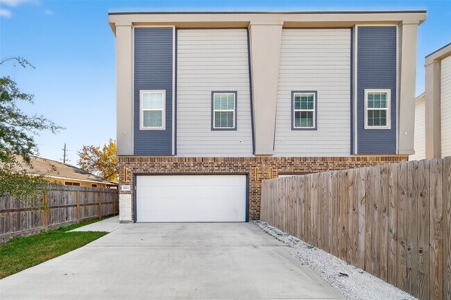 Building Photo - 10021 Alfred Ln Unit A